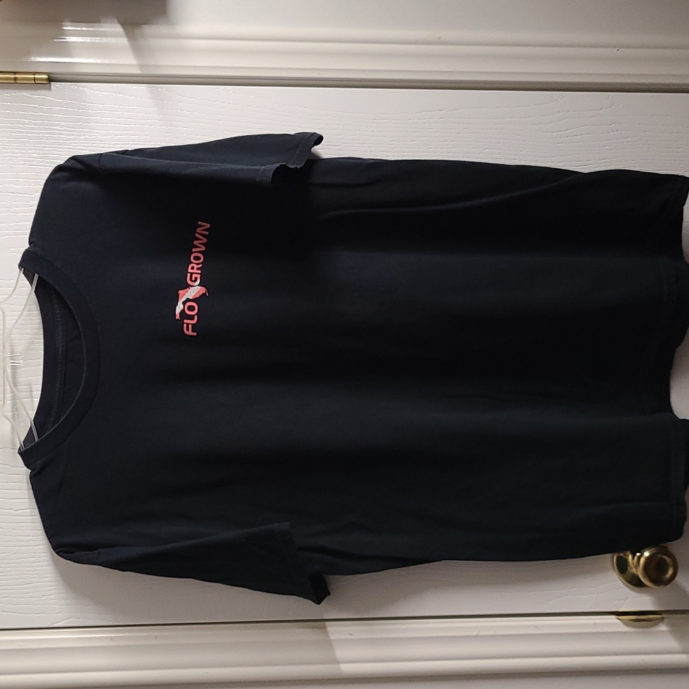 Flo Grown tee